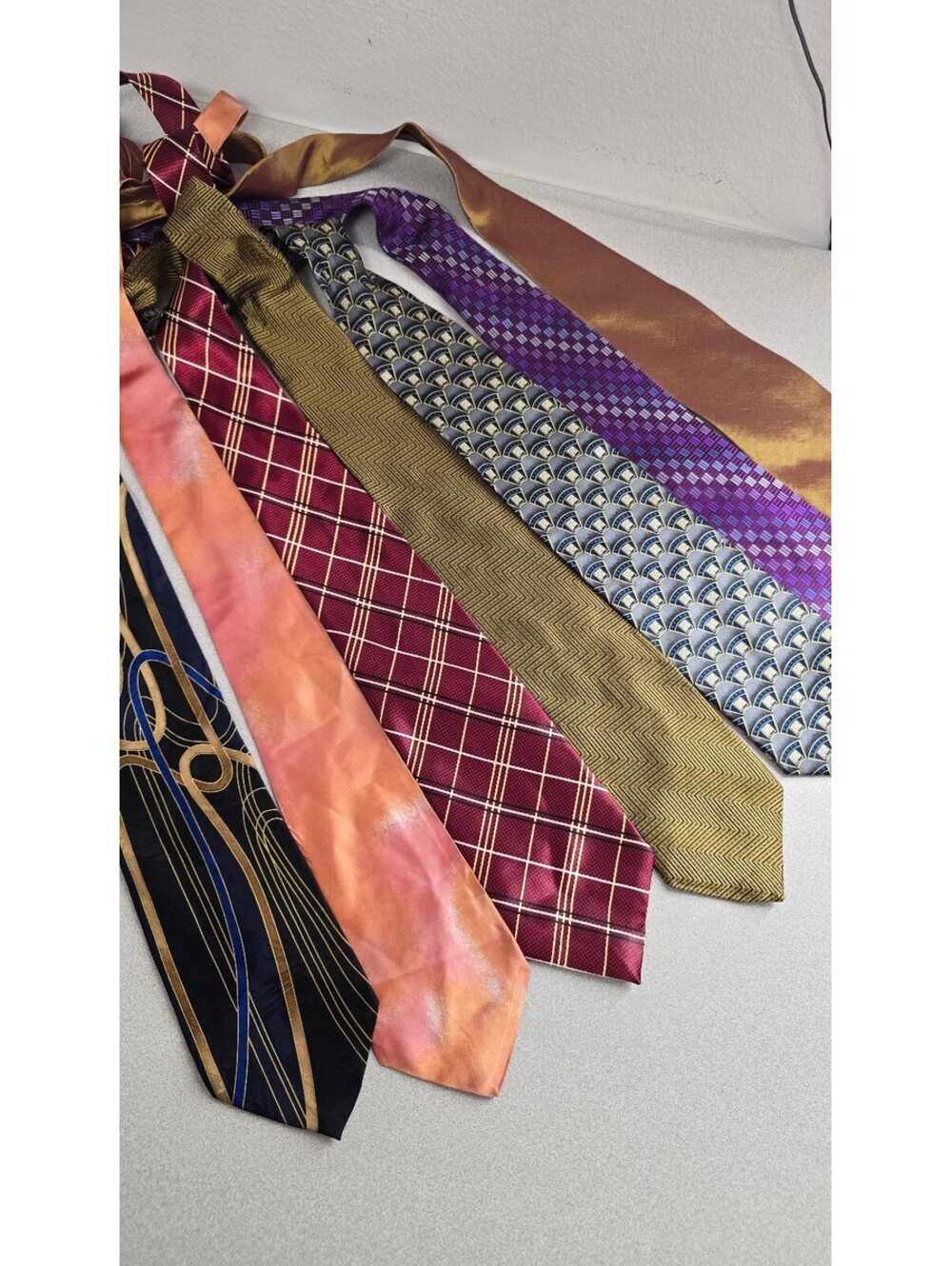 Vintage Men's Necktie Lot of 8 – Silk & Designer Brands